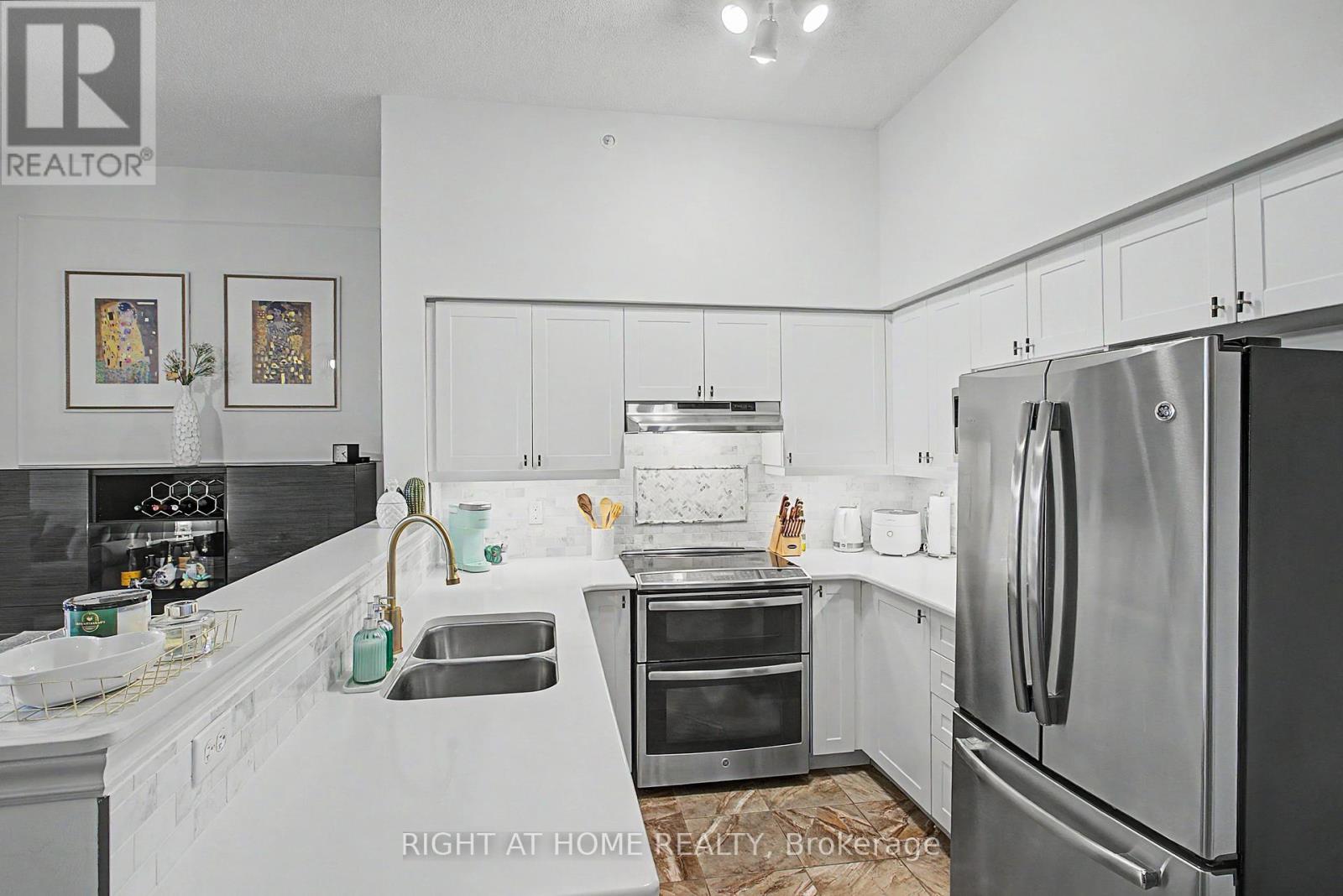 404 - 1460 Main Street E, Milton, Ontario  L9T 8W5 - Photo 11 - W13061054