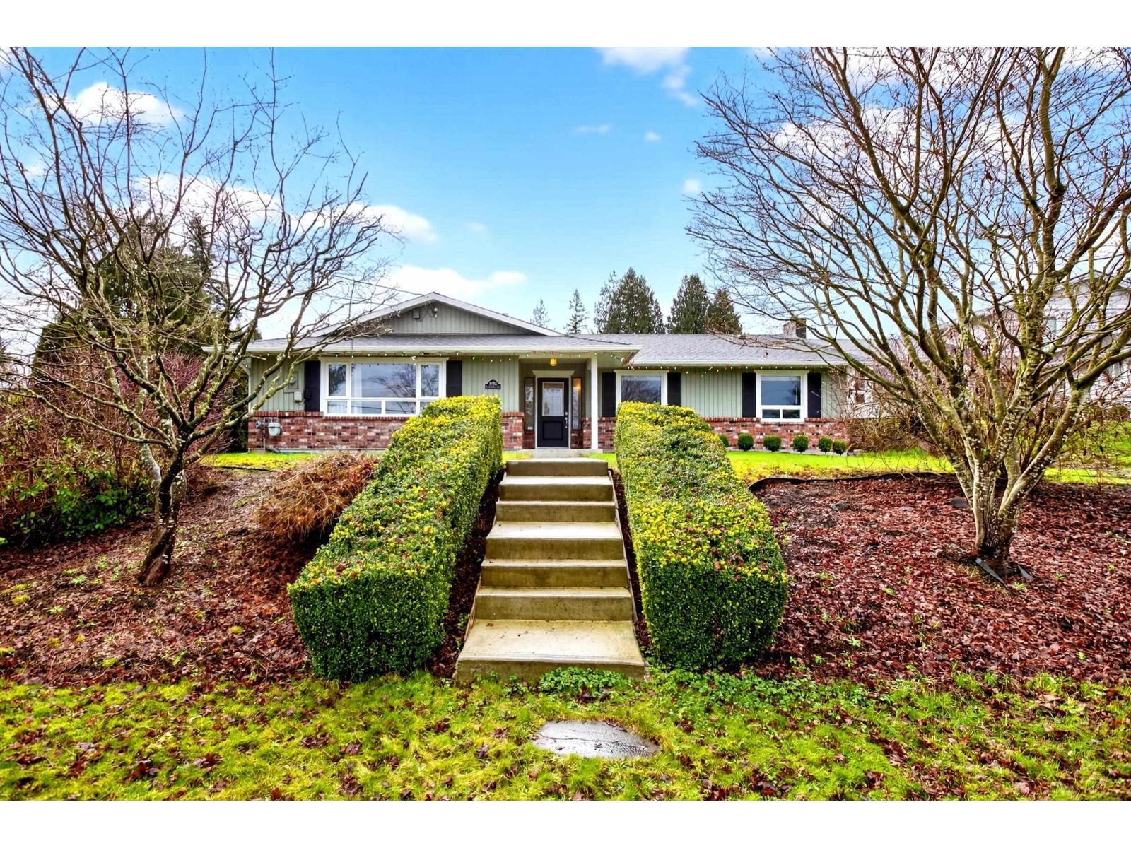 19712 49th Avenue, Langley, British Columbia  V3A 3R3 - Photo 2 - R3119993