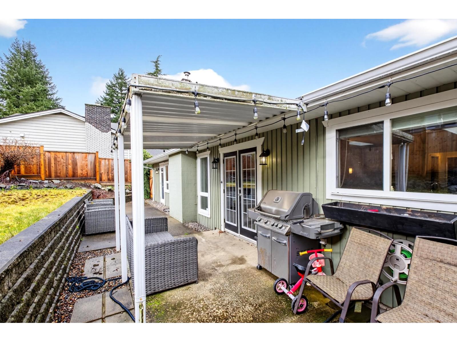 19712 49th Avenue, Langley, British Columbia  V3A 3R3 - Photo 32 - R3119993