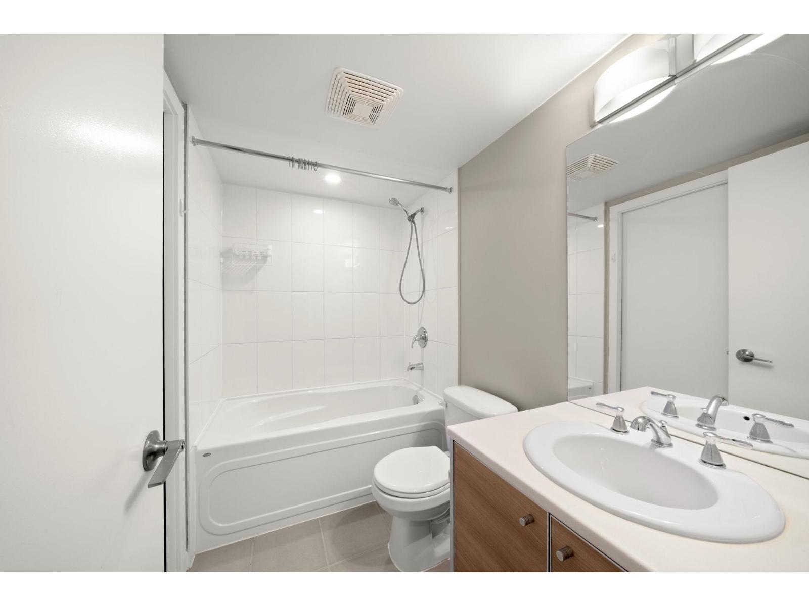 1310 13688 100 Avenue, Surrey, British Columbia  V3T 0G5 - Photo 12 - R3119995