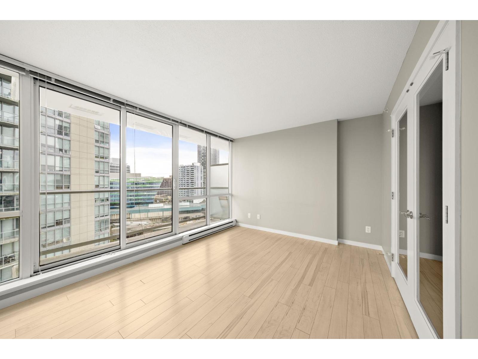 1310 13688 100 Avenue, Surrey, British Columbia  V3T 0G5 - Photo 3 - R3119995