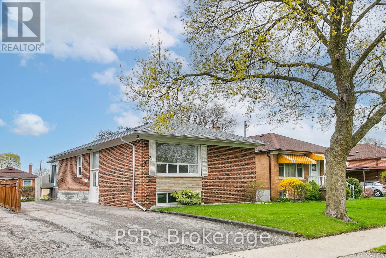 31 HEATHERGLEN ROAD, Toronto, Ontario