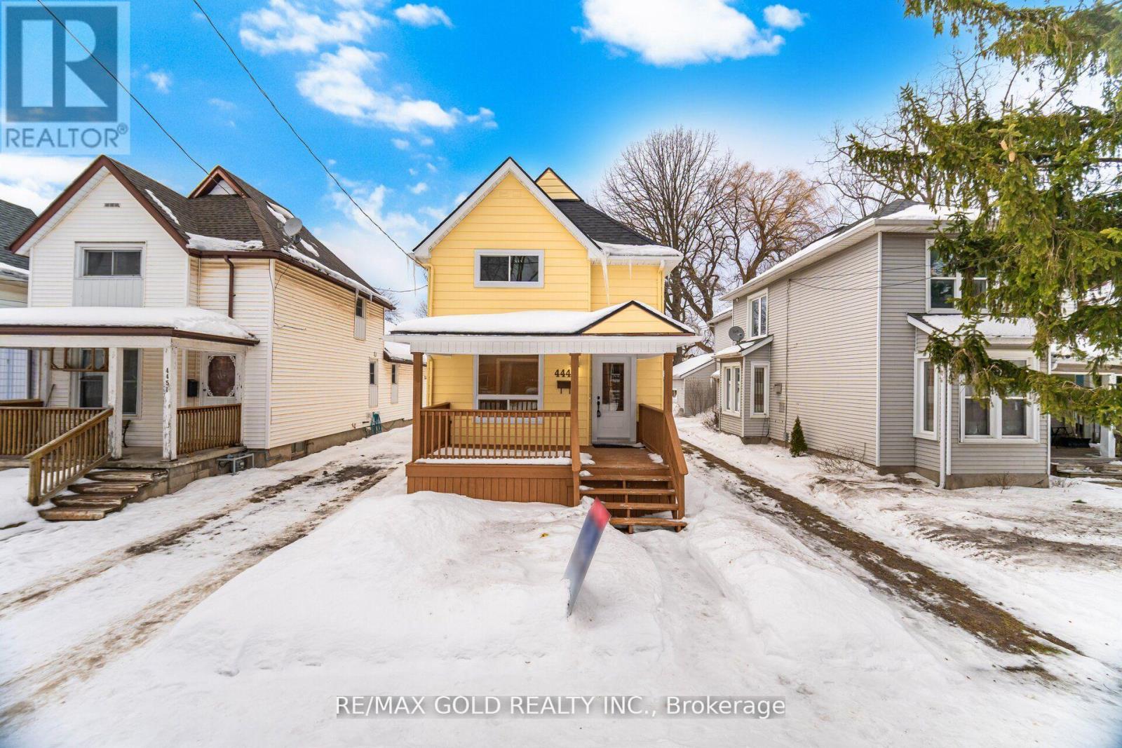 4445 Simcoe Street, Niagara Falls (Downtown), Ontario  L2E 1T7 - Photo 3 - X13087370
