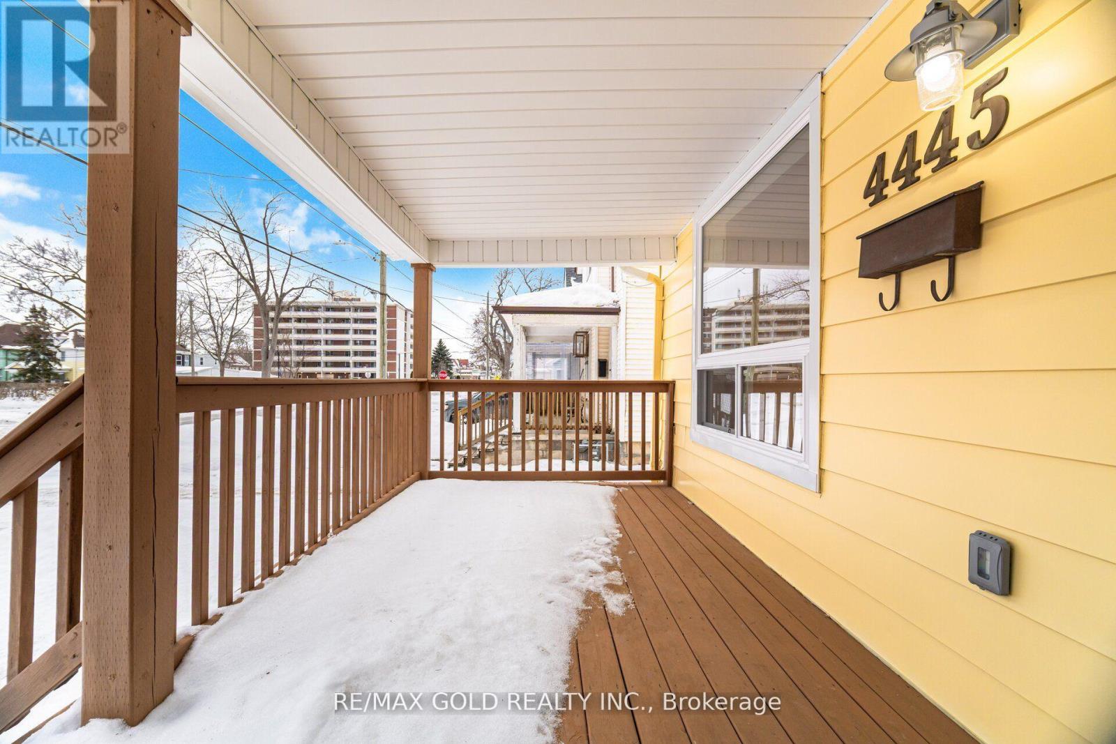 4445 Simcoe Street, Niagara Falls (Downtown), Ontario  L2E 1T7 - Photo 7 - X13087370
