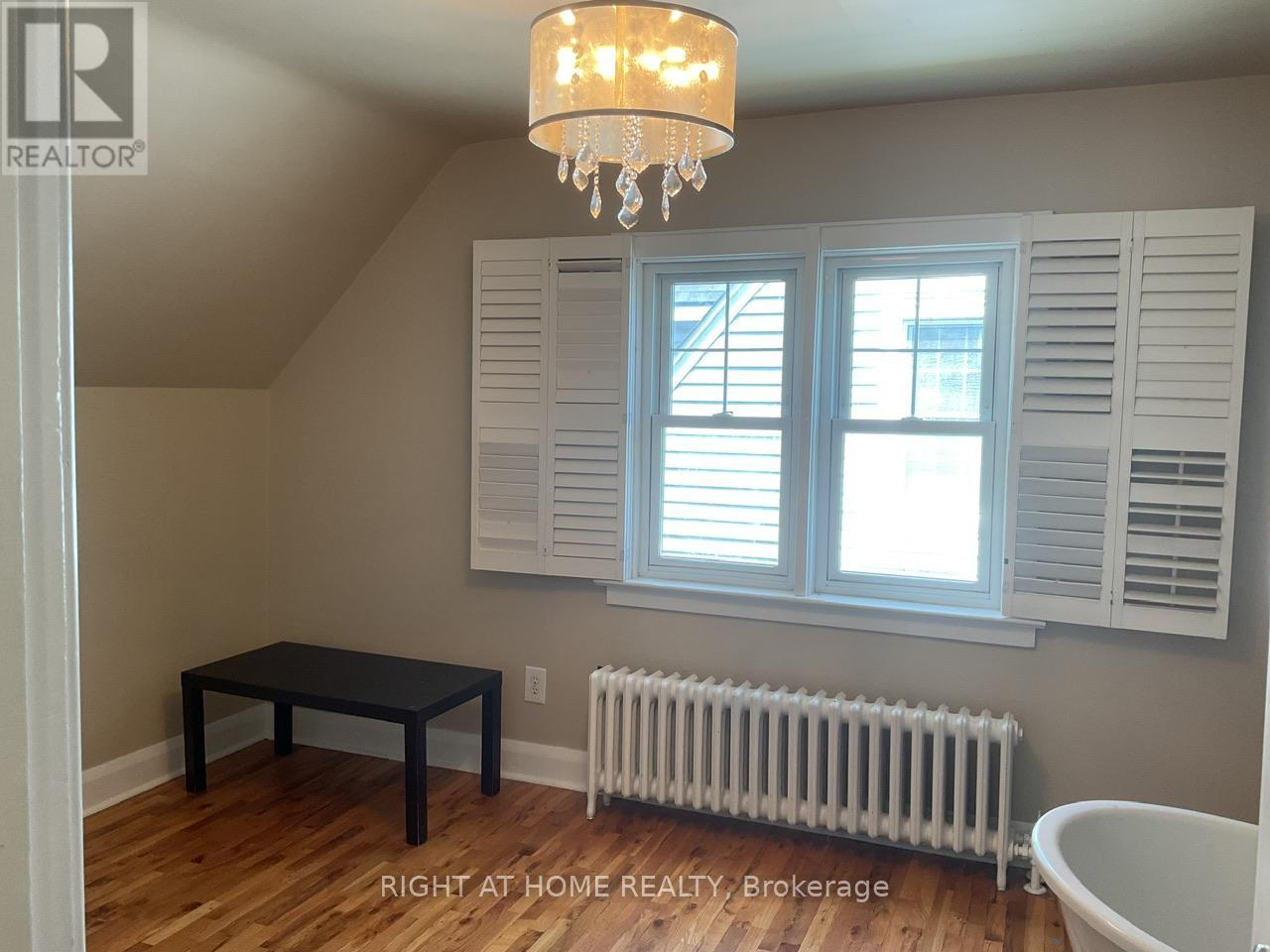 2 Columbia Street E, St. Catharines (Downtown), Ontario  L2R 5H6 - Photo 11 - X13087408