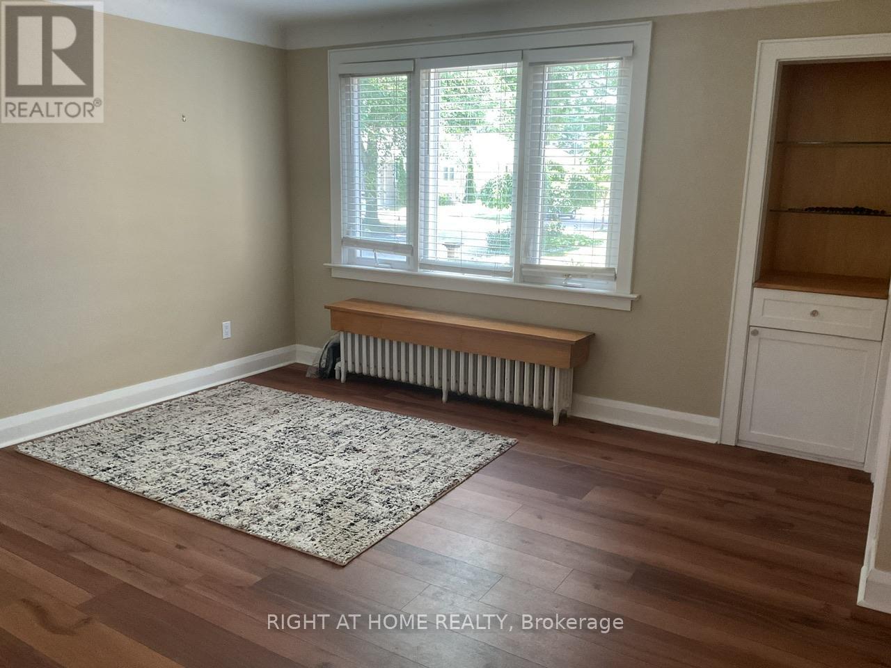 2 Columbia Street E, St. Catharines (Downtown), Ontario  L2R 5H6 - Photo 4 - X13087408
