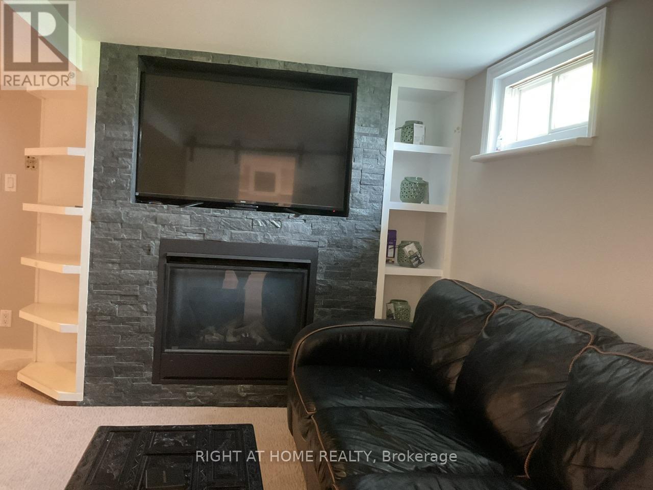 2 Columbia Street E, St. Catharines (Downtown), Ontario  L2R 5H6 - Photo 40 - X13087408