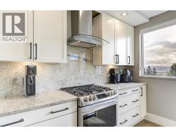 1027 James Hockey Place, Kelowna, British Columbia  V1X 7L2 - Photo 11 - 10385859