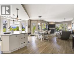 1027 James Hockey Place, Kelowna, British Columbia  V1X 7L2 - Photo 5 - 10385859