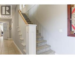 1027 James Hockey Place, Kelowna, British Columbia  V1X 7L2 - Photo 4 - 10385859