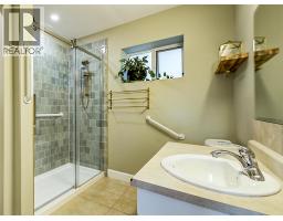 1027 James Hockey Place, Kelowna, British Columbia  V1X 7L2 - Photo 60 - 10385859
