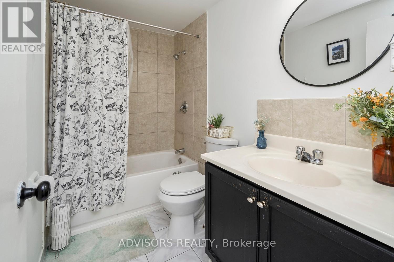 247 - 258 John Garland Boulevard, Toronto, Ontario  M9V 1N8 - Photo 16 - W13043178