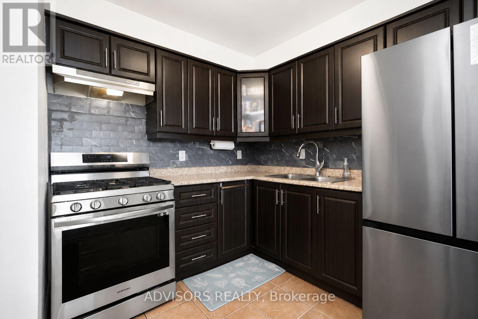 247 - 258 John Garland Boulevard, Toronto, Ontario  M9V 1N8 - Photo 2 - W13043178