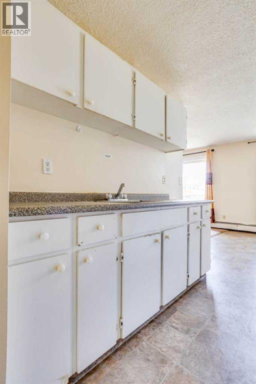9, 11 Clearwater Crescent, Fort Mcmurray, Alberta  T9H 2B7 - Photo 12 - A2308289