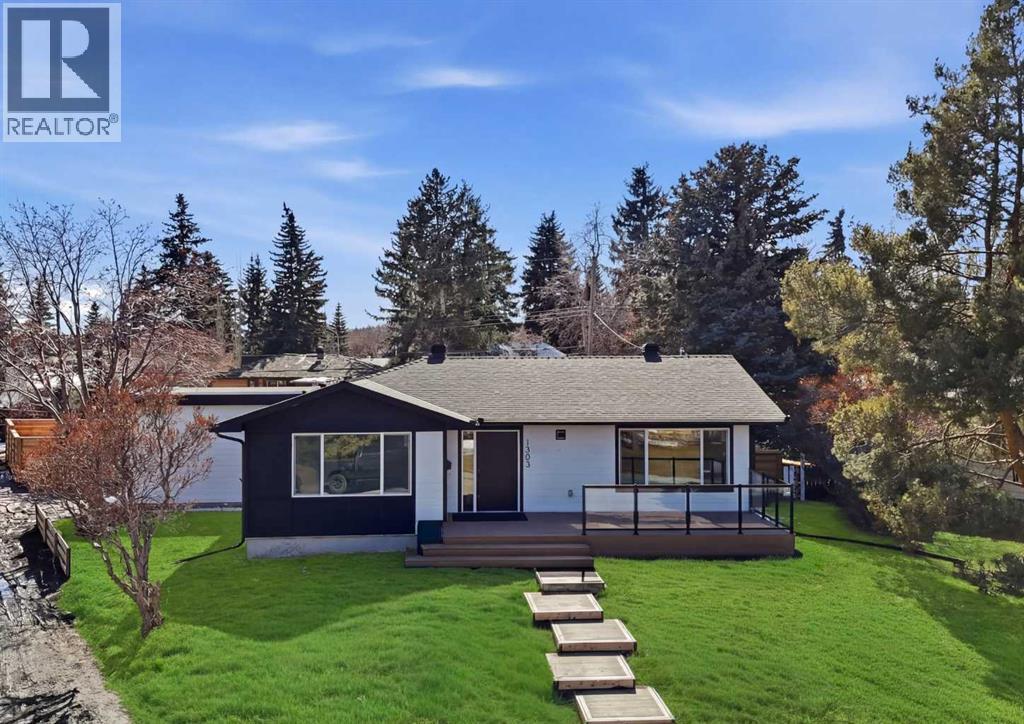 1303 87 Avenue SW, Calgary, Alberta  T2V 0W2 - Photo 2 - A2305738