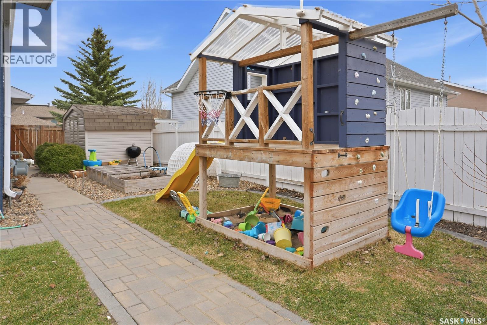 131 15th Street, Battleford, Saskatchewan  S0M 0E0 - Photo 45 - SK034923