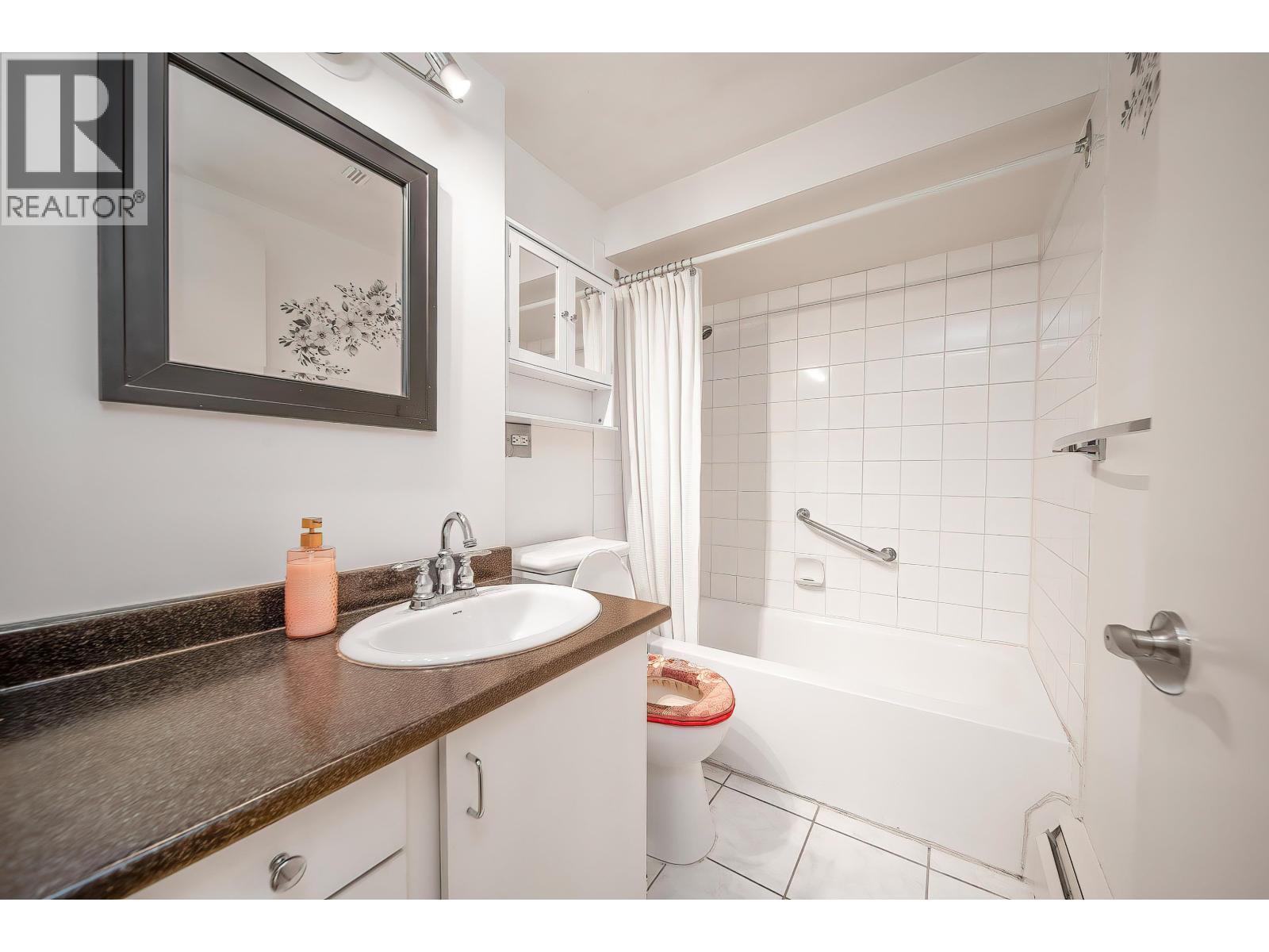 750 Westview Crescent, Vancouver, British Columbia  V7N 3X8 - Photo 14 - R3119758