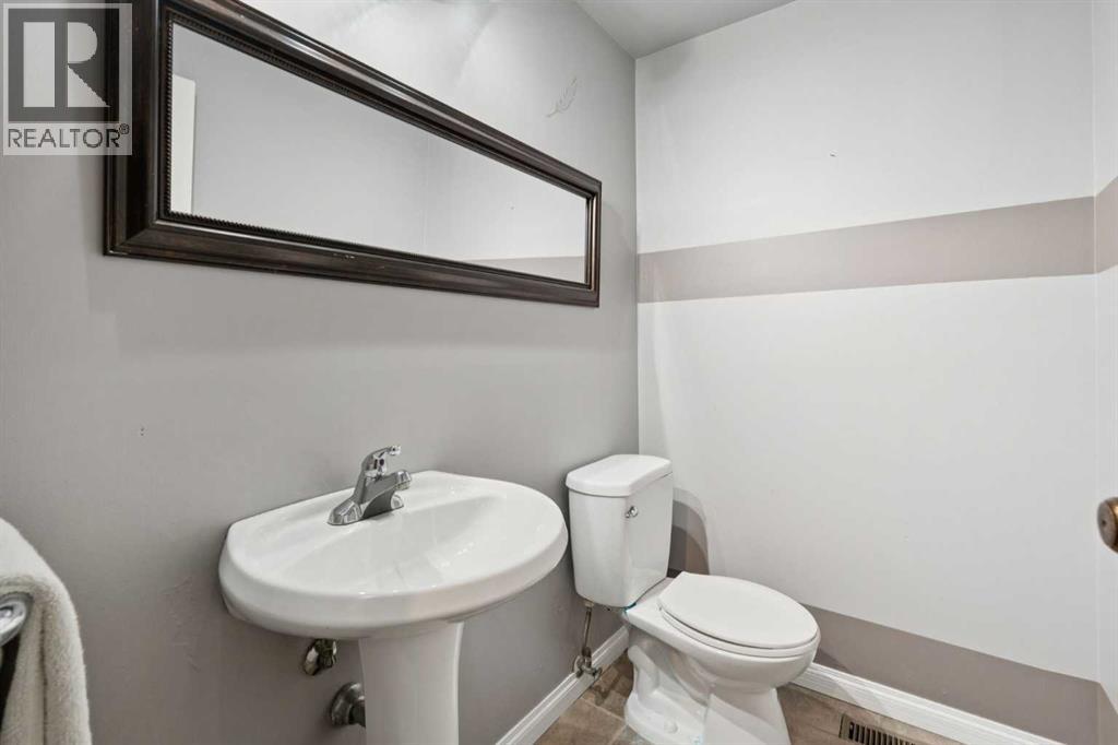 214 Springwood Place Sw, Calgary, Alberta  T2W 0L3 - Photo 20 - A2307366