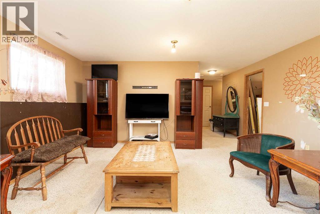 248 Broadway Street S, Raymond, Alberta  T0K 2S0 - Photo 14 - A2307996