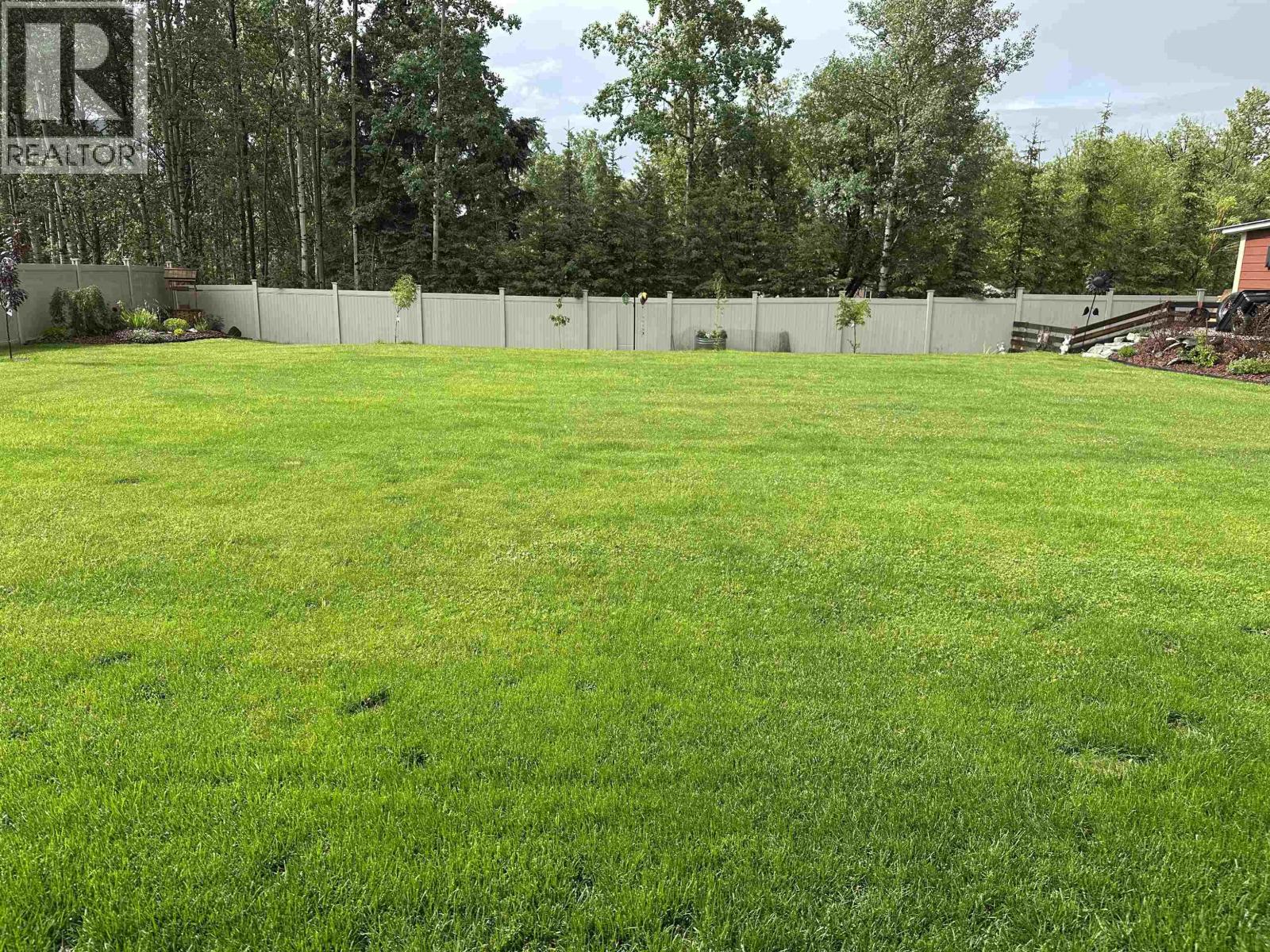 314 Sandhill Crescent, 100 Mile House, British Columbia  V0K 2E0 - Photo 29 - R3080409