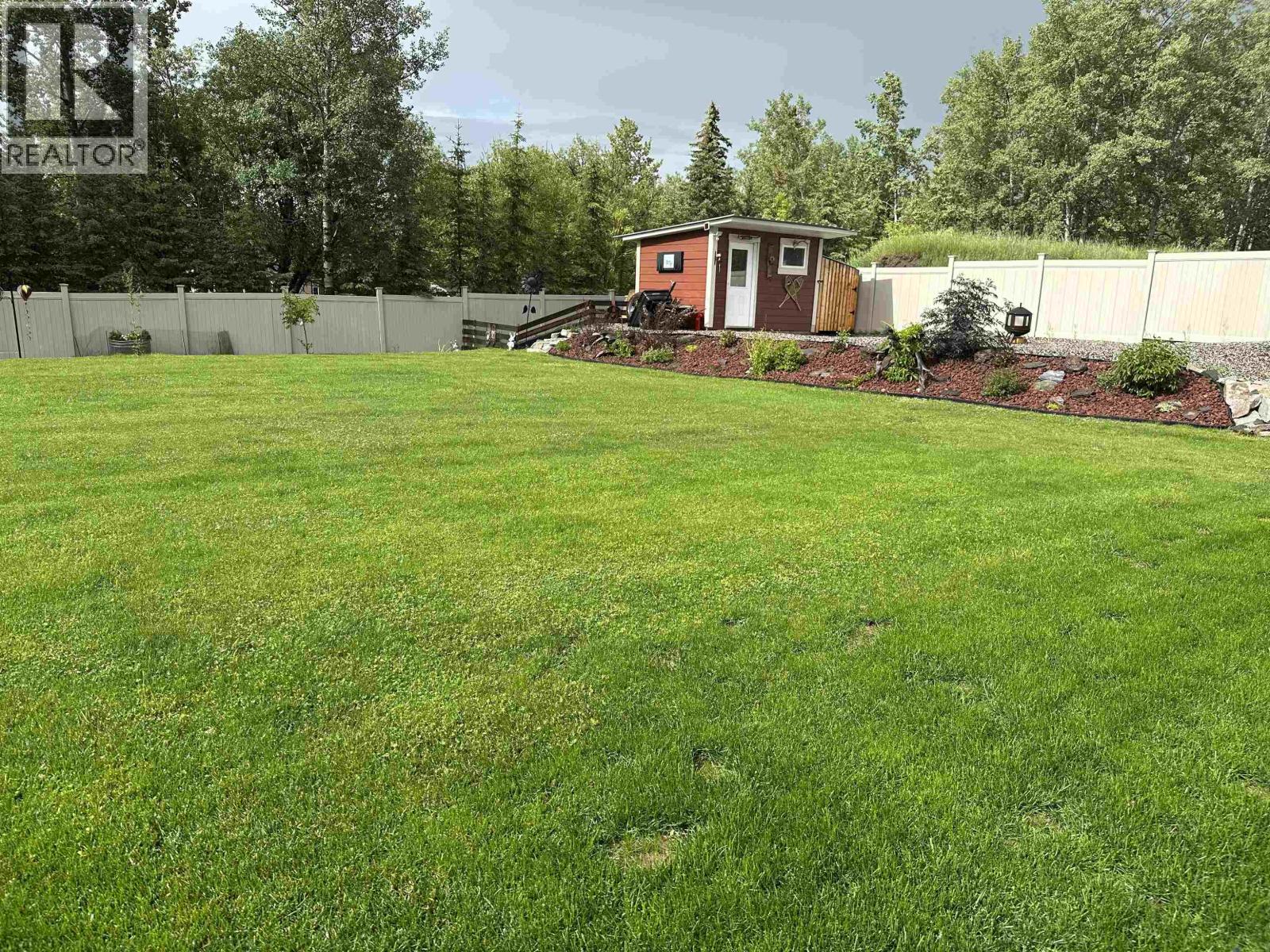 314 Sandhill Crescent, 100 Mile House, British Columbia  V0K 2E0 - Photo 30 - R3080409