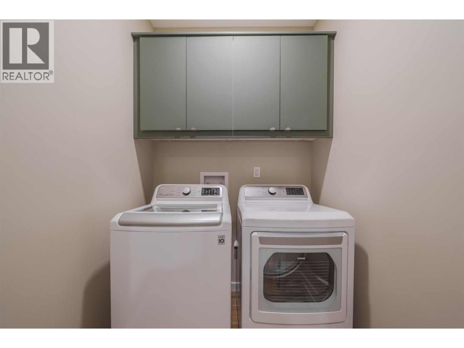 314 Sandhill Crescent, 100 Mile House, British Columbia  V0K 2E0 - Photo 23 - R3080409