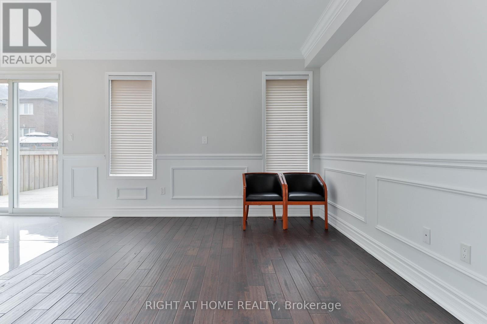 Main + Upper - 186 Cosgrove Drive, Oshawa, Ontario  L1L 0K5 - Photo 10 - E13087414