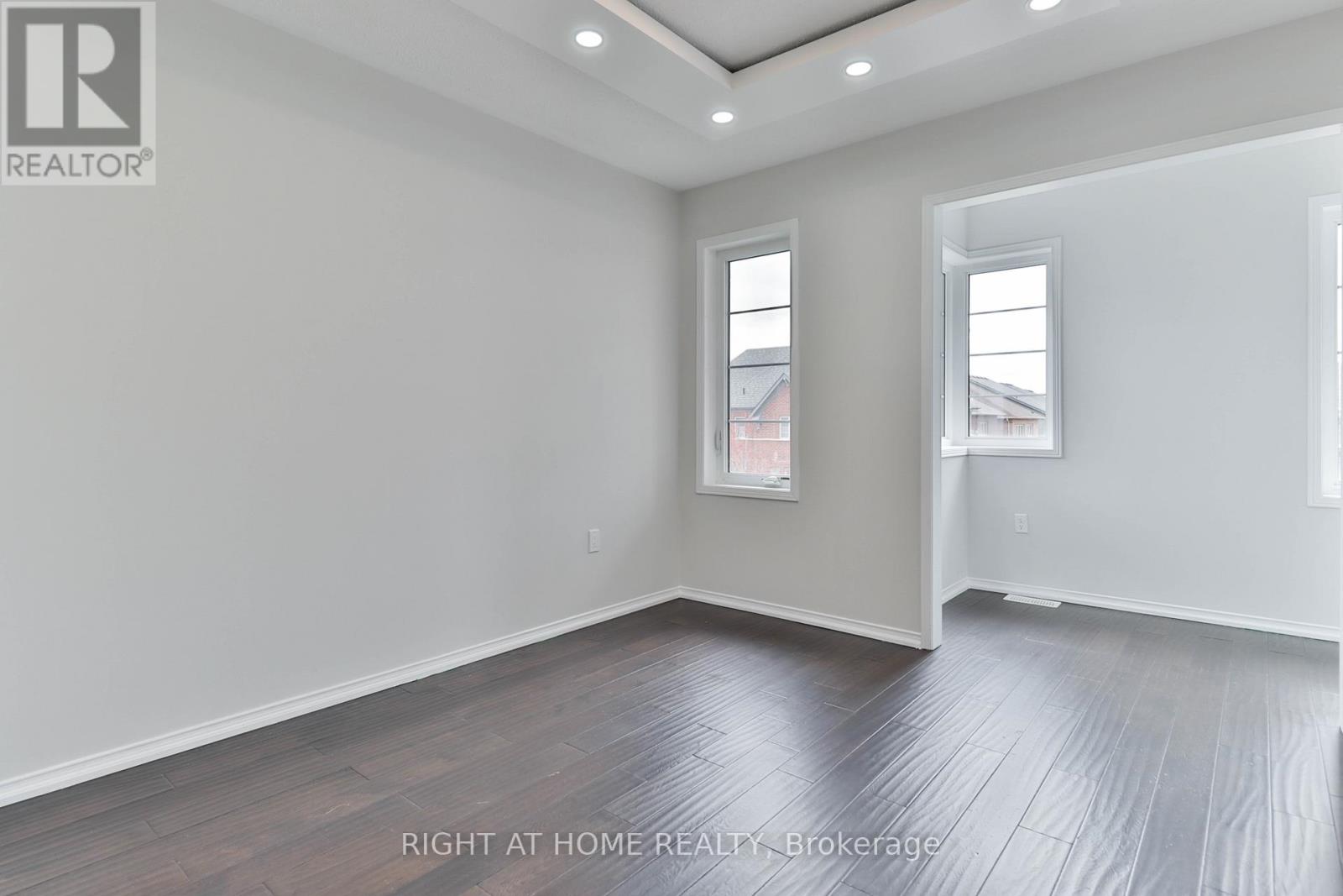 Main + Upper - 186 Cosgrove Drive, Oshawa, Ontario  L1L 0K5 - Photo 21 - E13087414
