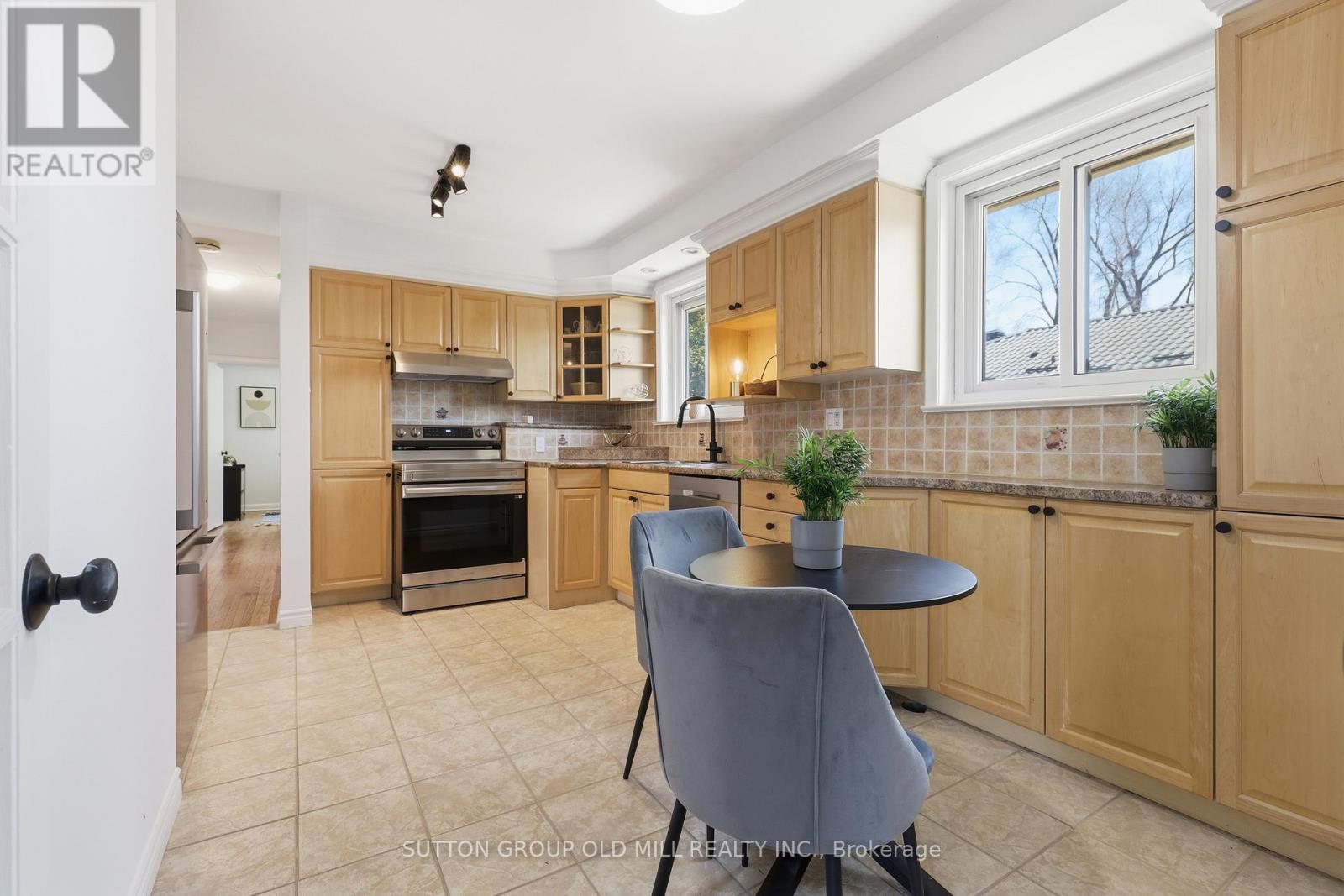 5 Greyabbey Trail, Toronto, Ontario  M1E 1V6 - Photo 12 - E13087440