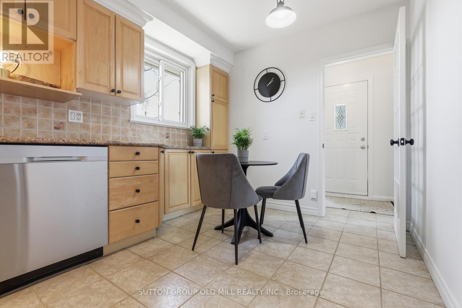 5 Greyabbey Trail, Toronto, Ontario  M1E 1V6 - Photo 13 - E13087440