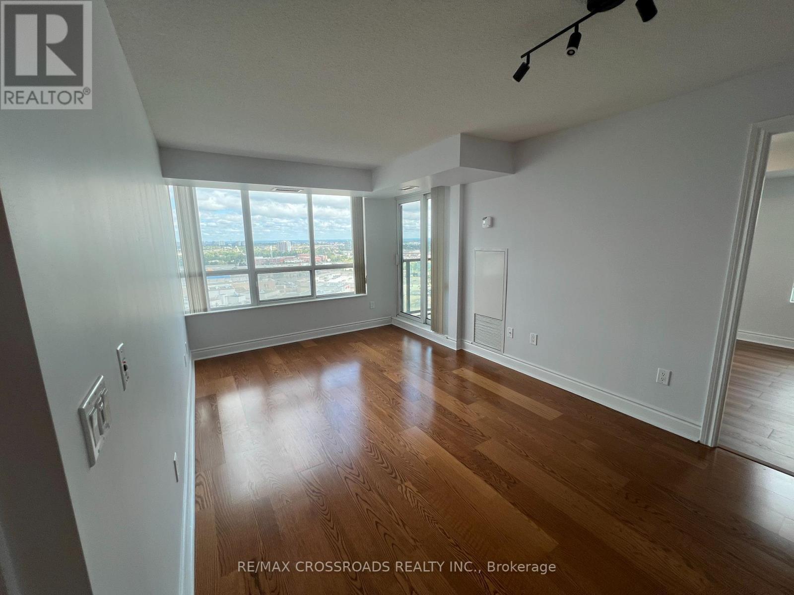 1907 - 60 Brian Harrison Way, Toronto, Ontario  M1P 5J5 - Photo 11 - E13087496