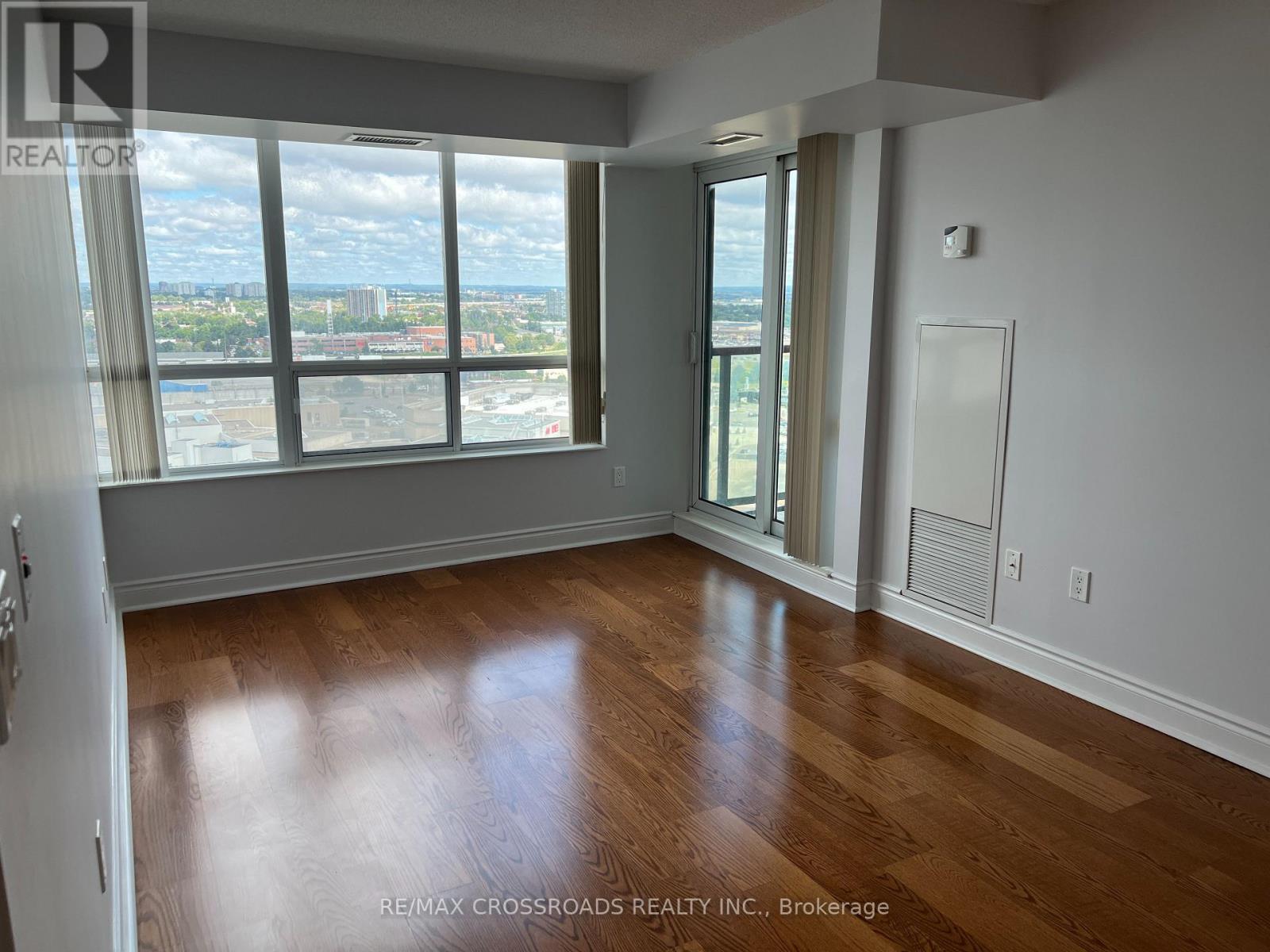 1907 - 60 Brian Harrison Way, Toronto, Ontario  M1P 5J5 - Photo 12 - E13087496