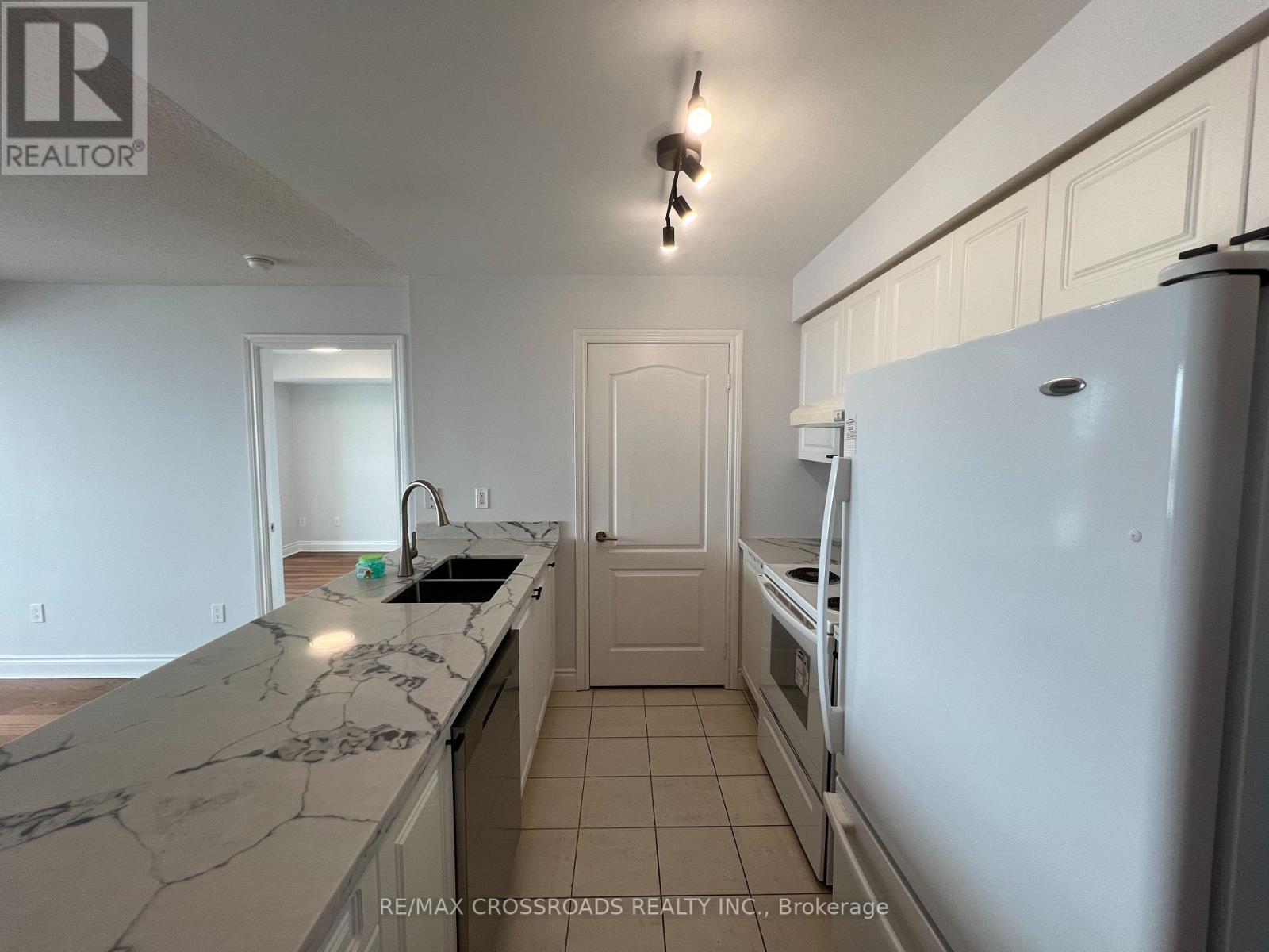 1907 - 60 Brian Harrison Way, Toronto, Ontario  M1P 5J5 - Photo 14 - E13087496