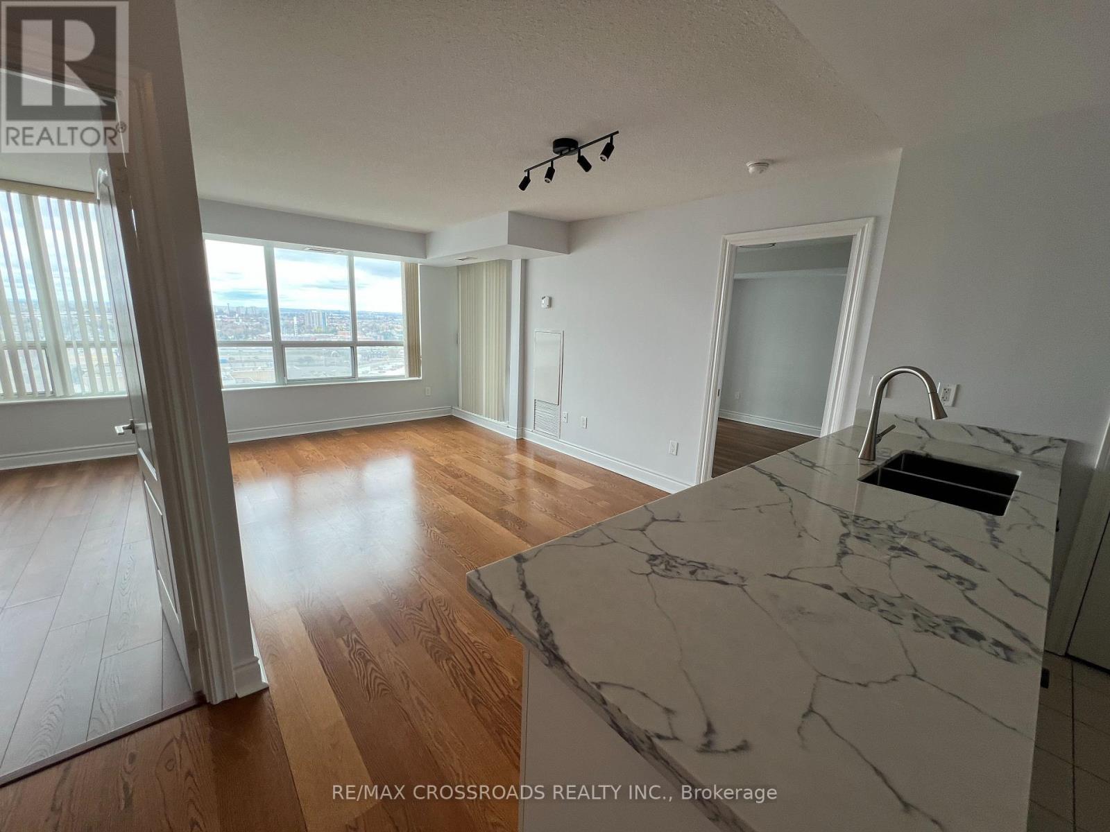 1907 - 60 Brian Harrison Way, Toronto, Ontario  M1P 5J5 - Photo 18 - E13087496