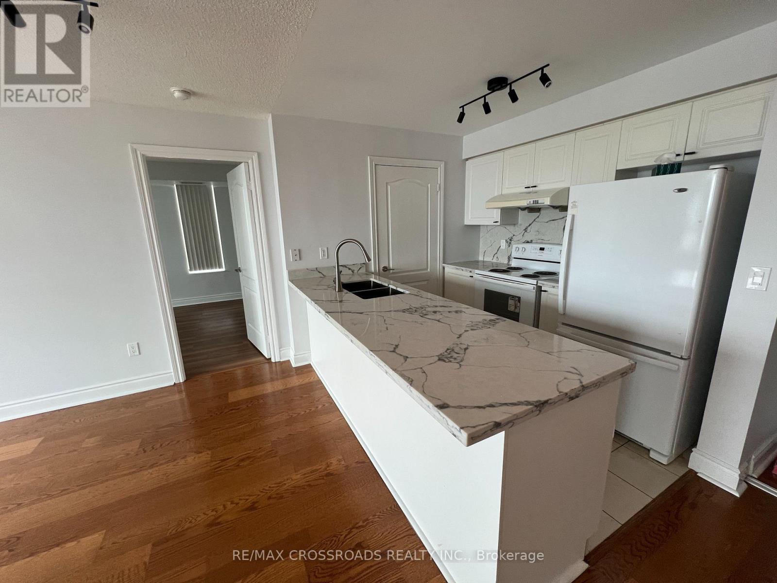 1907 - 60 Brian Harrison Way, Toronto, Ontario  M1P 5J5 - Photo 19 - E13087496