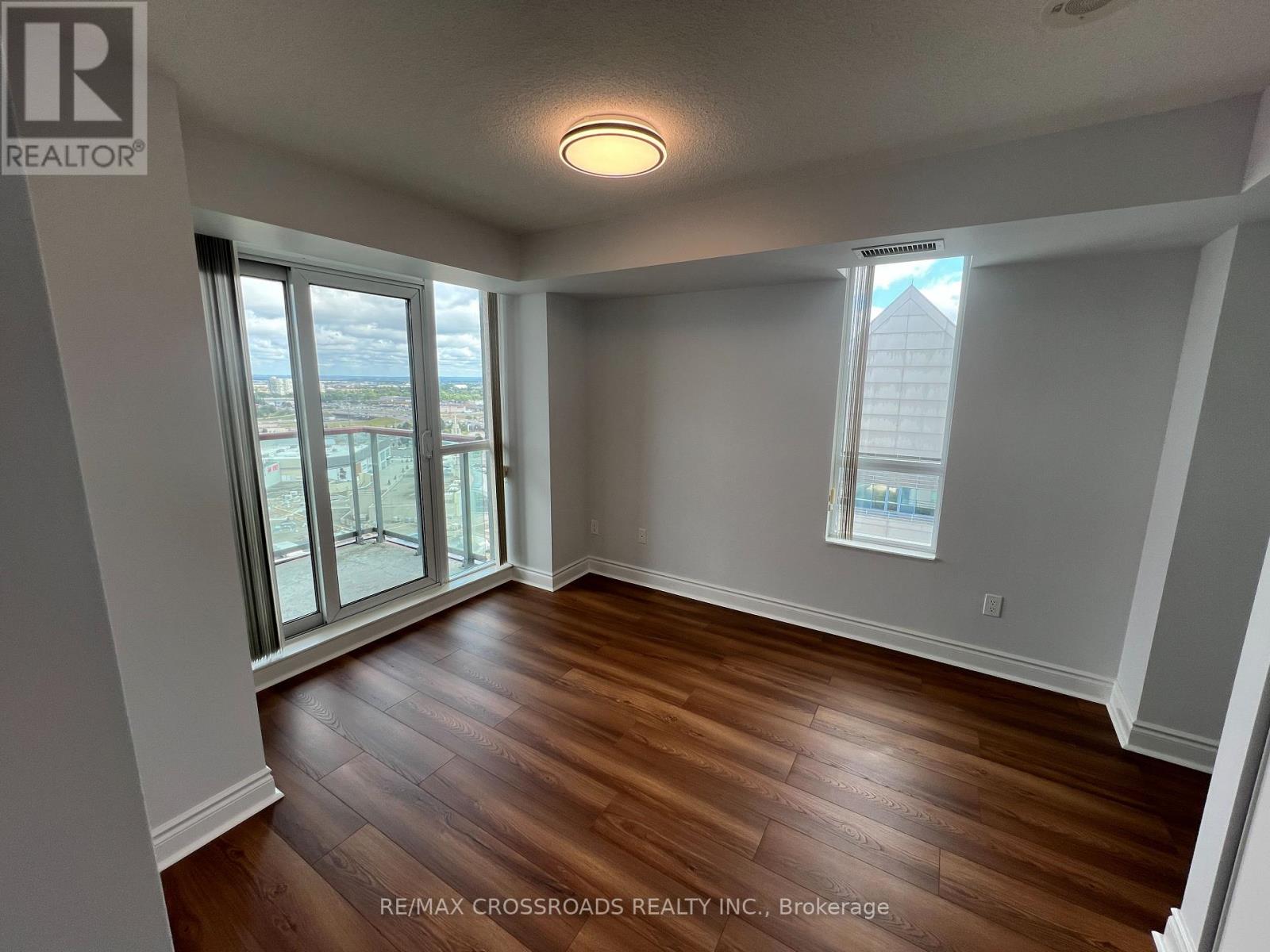 1907 - 60 Brian Harrison Way, Toronto, Ontario  M1P 5J5 - Photo 2 - E13087496