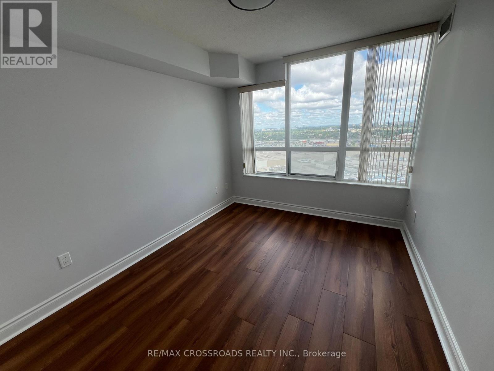1907 - 60 Brian Harrison Way, Toronto, Ontario  M1P 5J5 - Photo 4 - E13087496