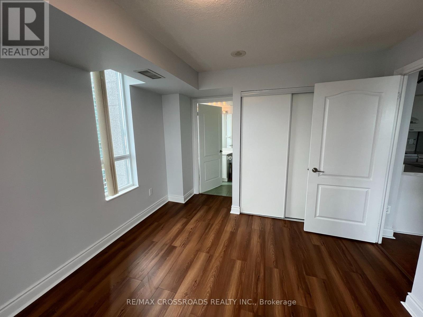 1907 - 60 Brian Harrison Way, Toronto, Ontario  M1P 5J5 - Photo 8 - E13087496