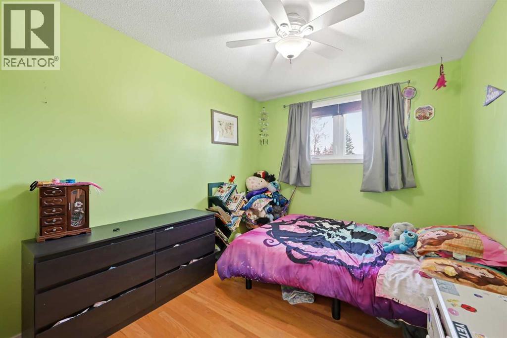 1012 Riddell Place SE, Calgary, Alberta  T2A 1Y5 - Photo 19 - A2306511