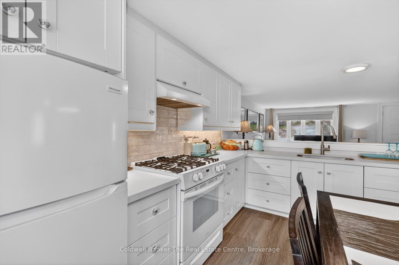 935 First Street S, Gravenhurst, Ontario  P1P 1K3 - Photo 11 - X13087466