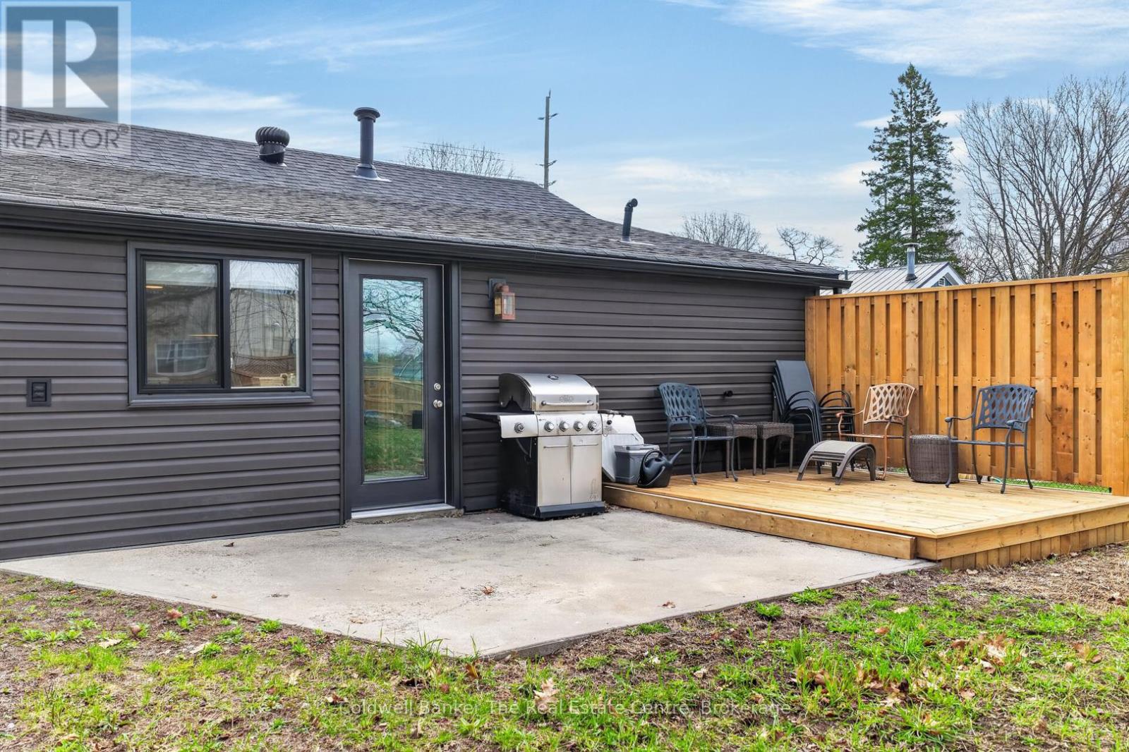 935 First Street S, Gravenhurst, Ontario  P1P 1K3 - Photo 25 - X13087466