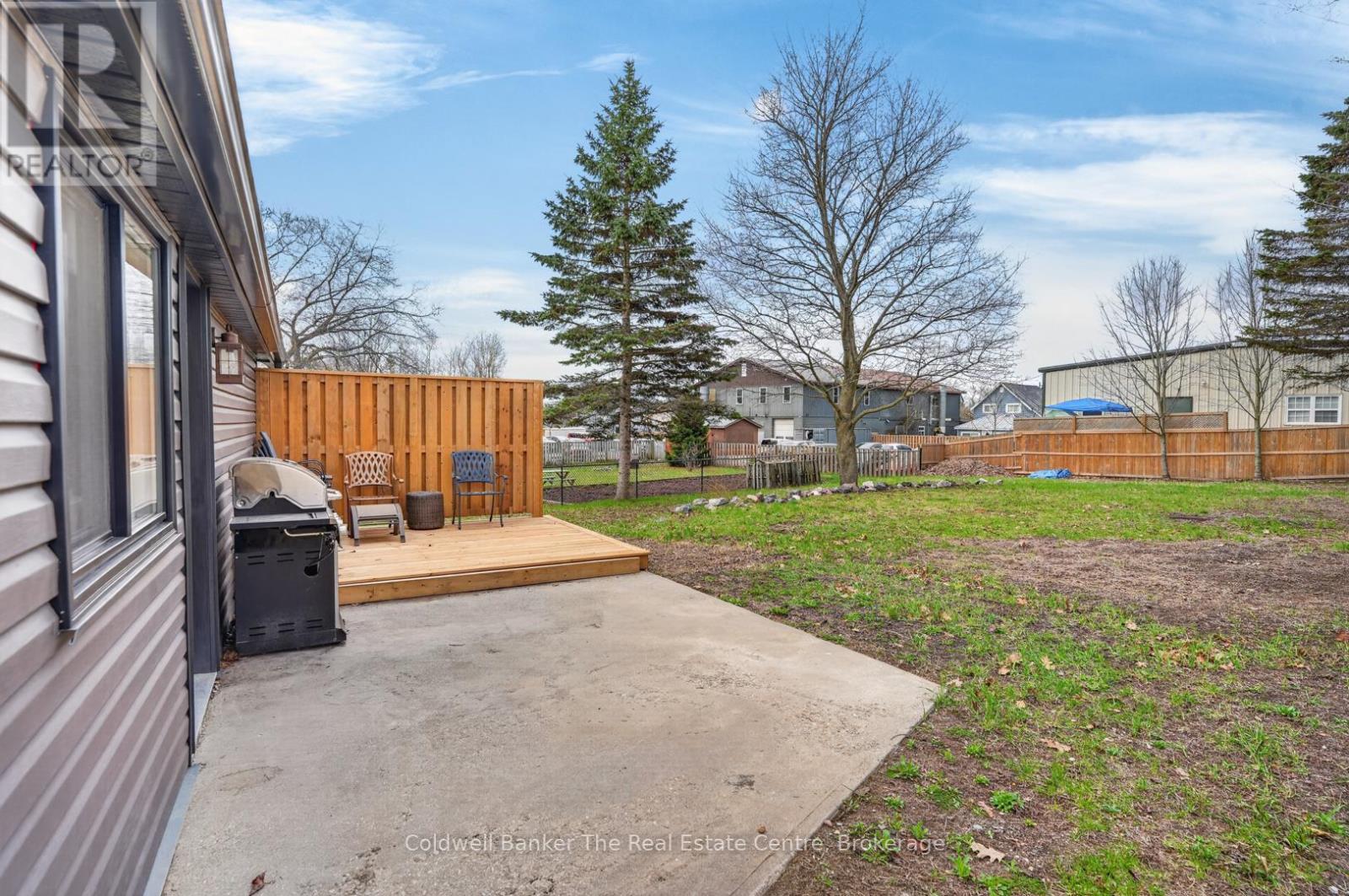 935 First Street S, Gravenhurst, Ontario  P1P 1K3 - Photo 29 - X13087466