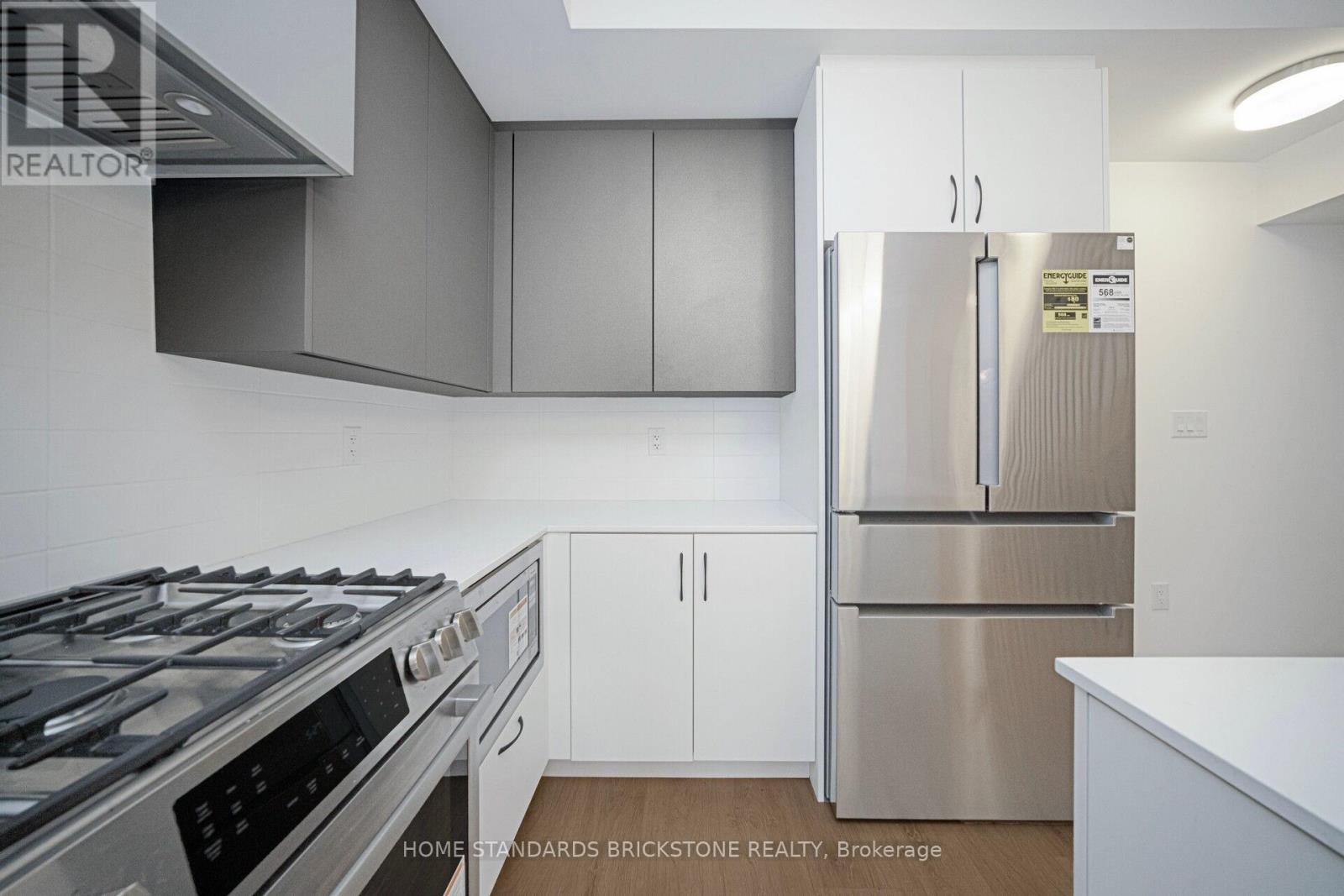22 Chesley Street, Vaughan (Uplands), Ontario  L4J 0M1 - Photo 5 - N13087444