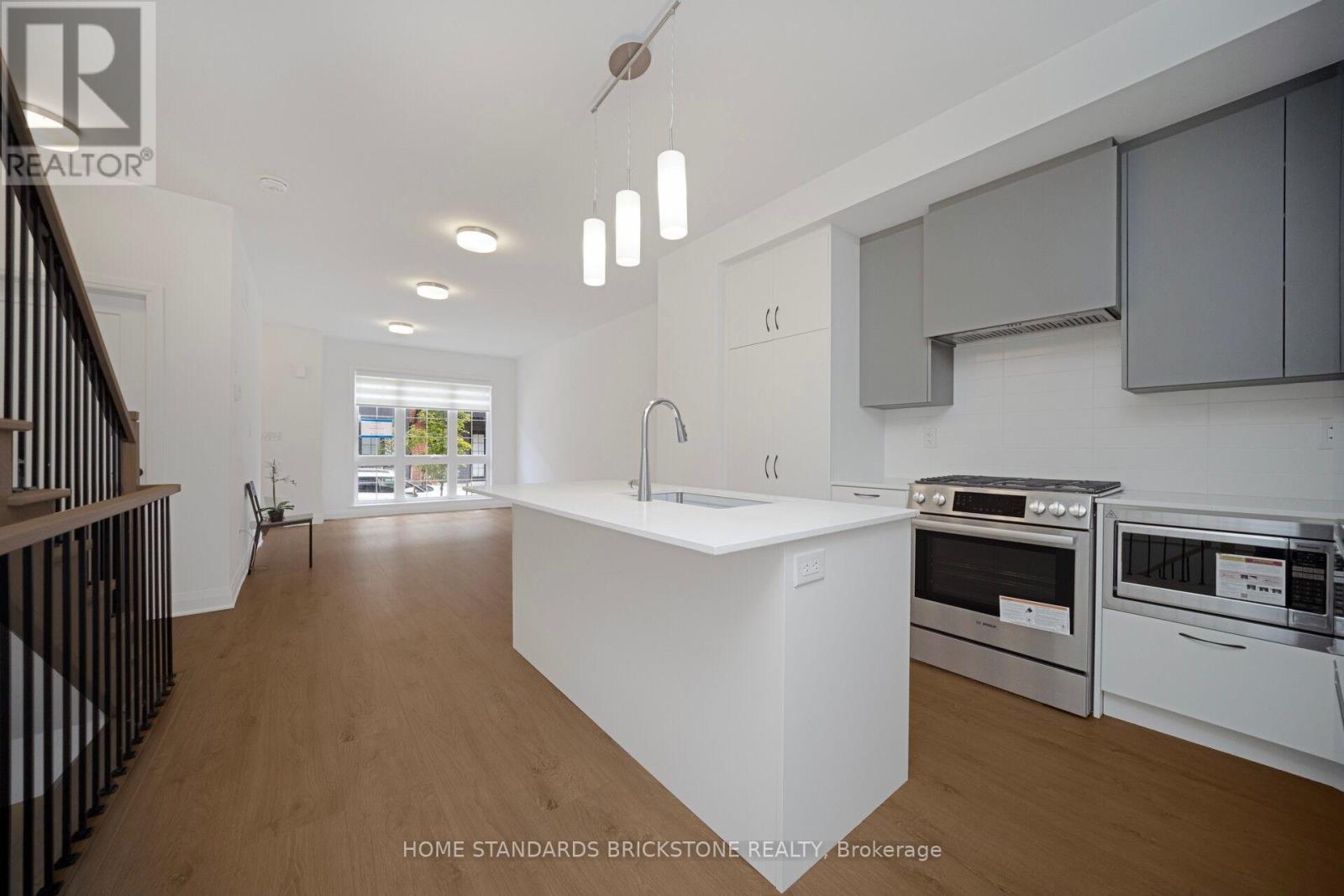 22 Chesley Street, Vaughan (Uplands), Ontario  L4J 0M1 - Photo 6 - N13087444