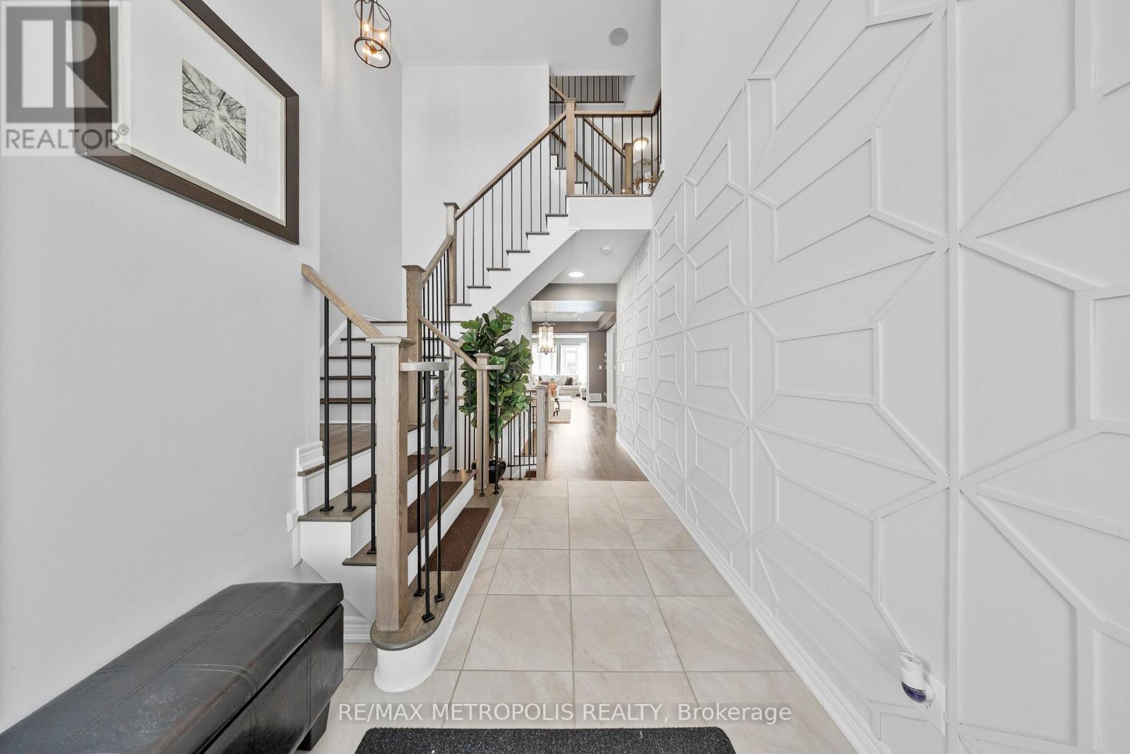 118 Lorne Thomas Place, New Tecumseth, Ontario  L9R 0V8 - Photo 11 - N13087448