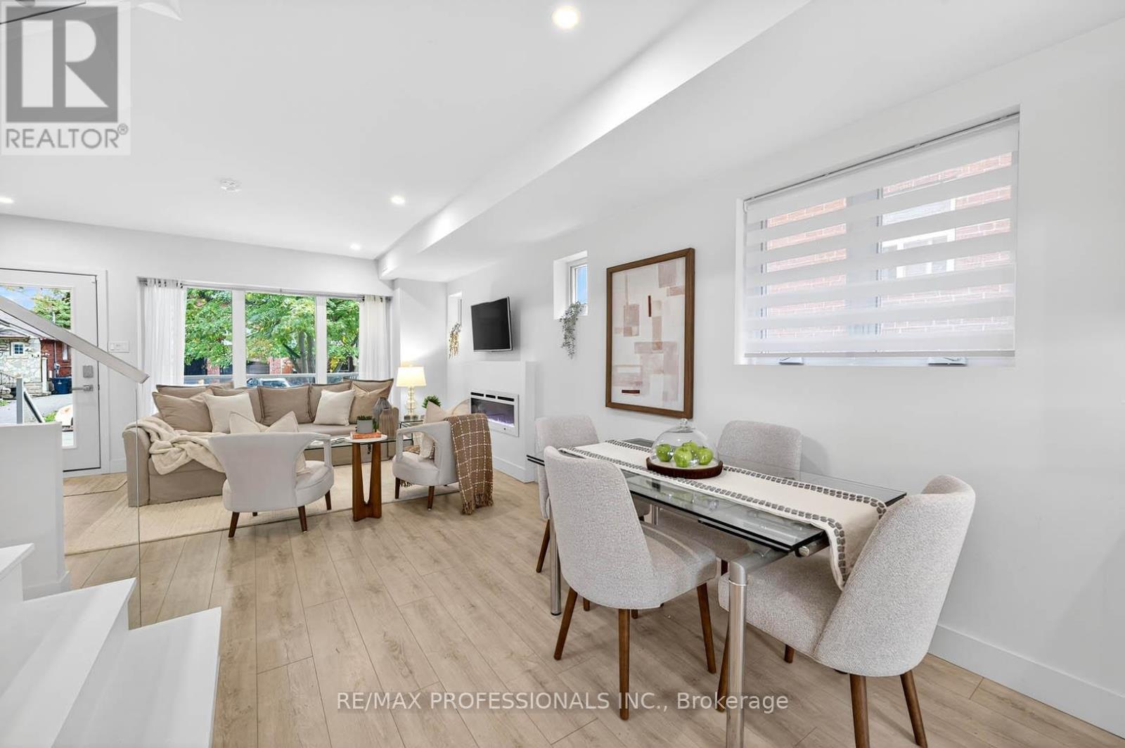 22 Ninth Street, Toronto, Ontario  M8V 3E3 - Photo 12 - W13087432