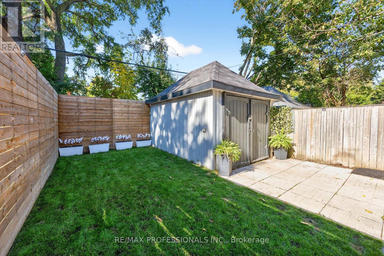 22 Ninth Street, Toronto, Ontario  M8V 3E3 - Photo 44 - W13087432