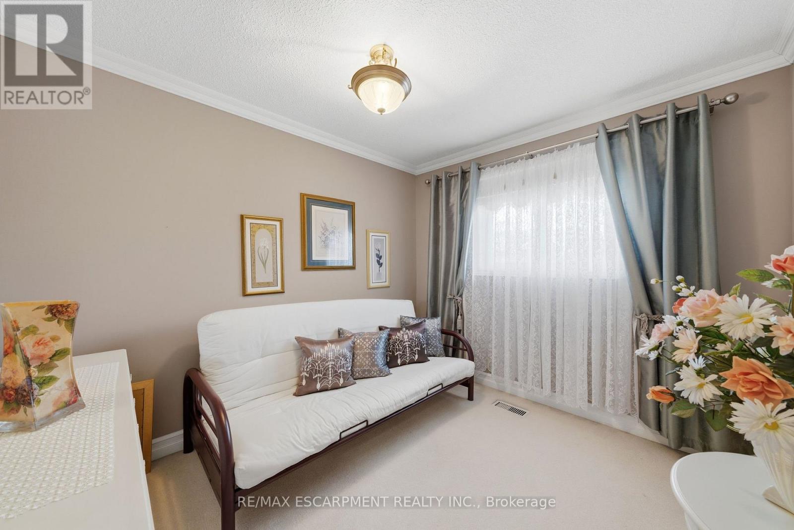 1149 Dowland Crescent, Burlington (Lasalle), Ontario  L7T 4C7 - Photo 21 - W13087468