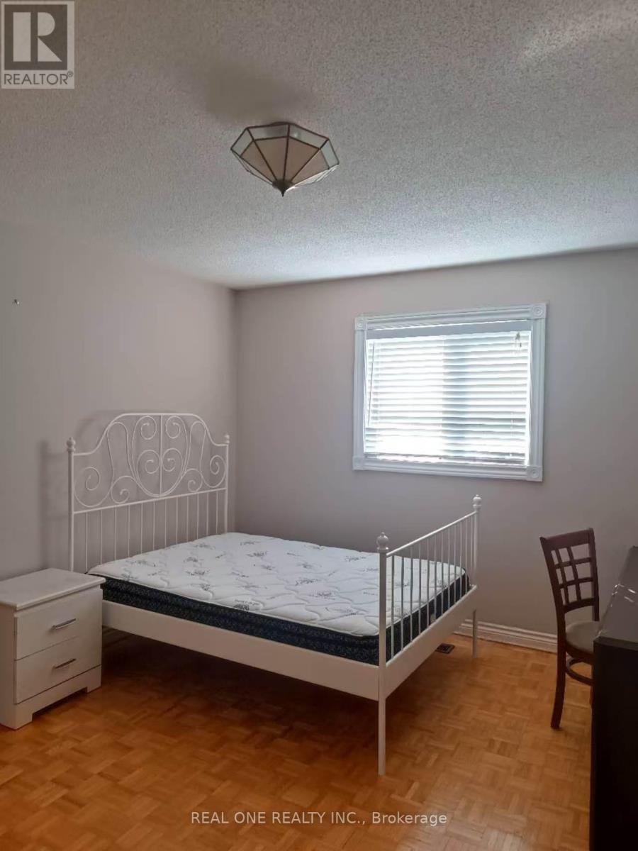 ROOM 1 - 5672 SHILLINGTON DRIVE, mississauga (hurontario), Ontario