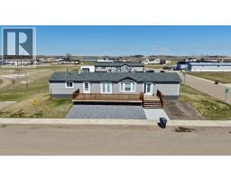 3 Meadowplace Manor E, Brooks, Alberta